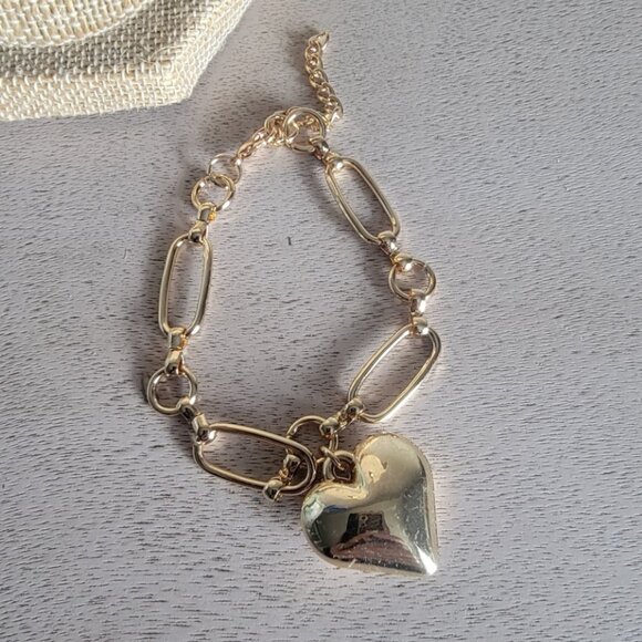 Gold Tone Heart Necklace Set - Picture 2 of 6